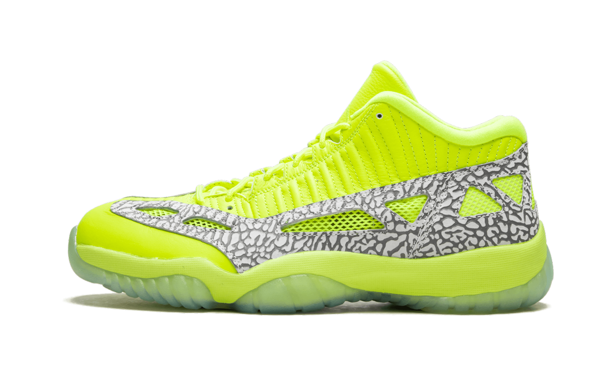 Air Jordan 11 Retro Low IE 919712 700