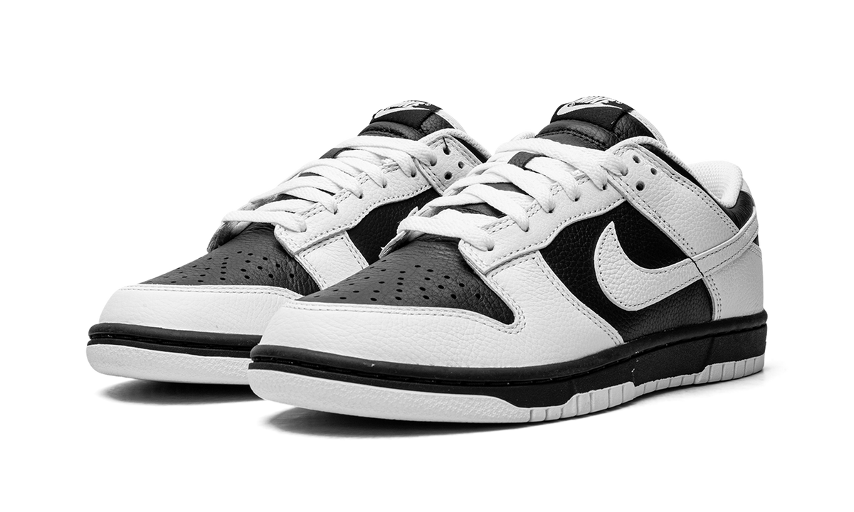 Dunk Low "Reverse Panda" FD9064 011