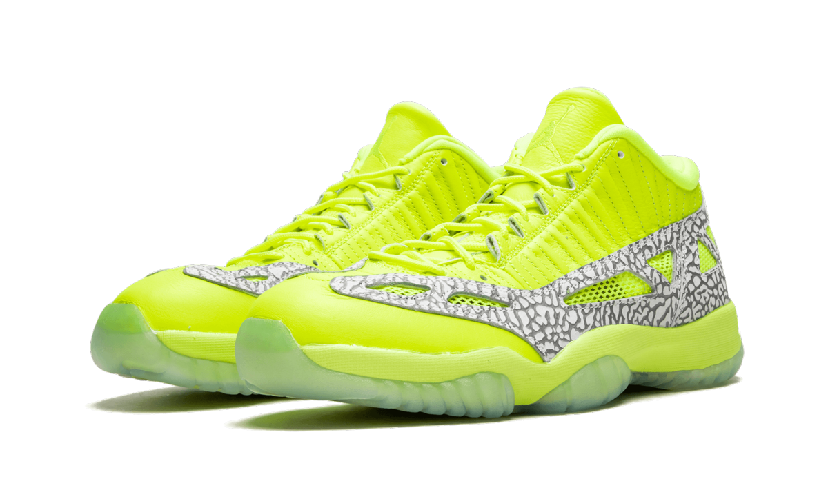 Air Jordan 11 Retro Low IE 919712 700