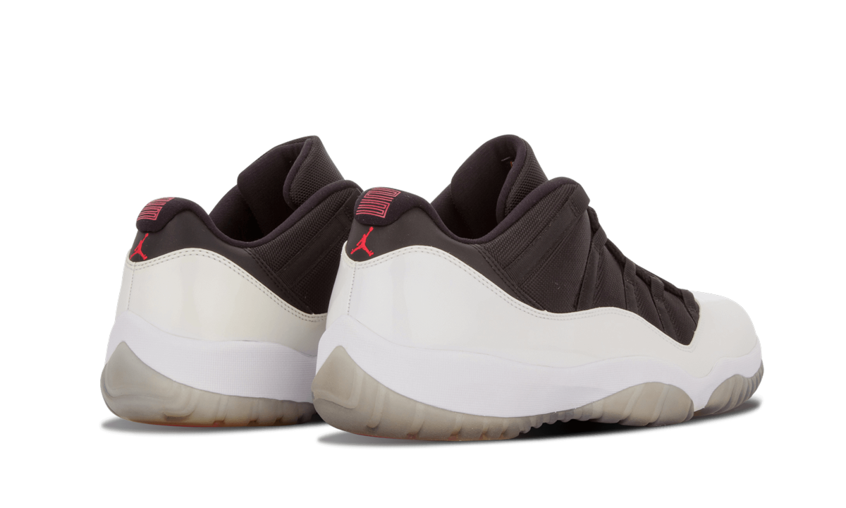 Air Jordan 11 Retro Low "Tuxedo" 528895 110