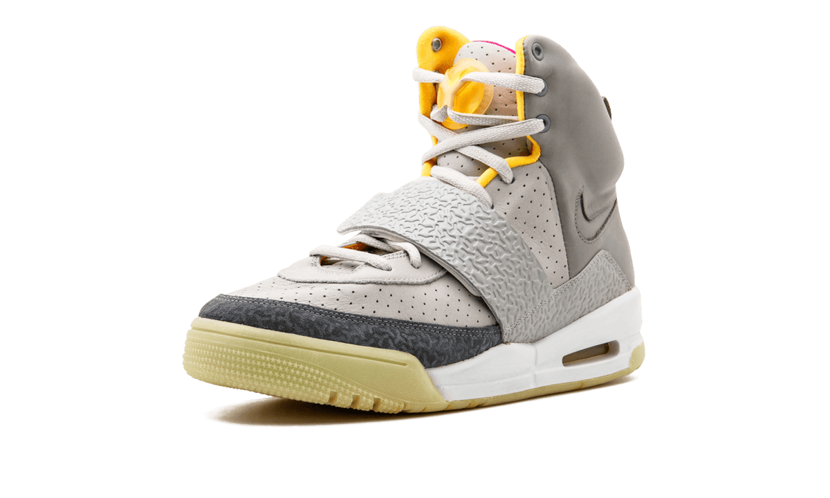 Air Yeezy "Zen Grey" 366164 002