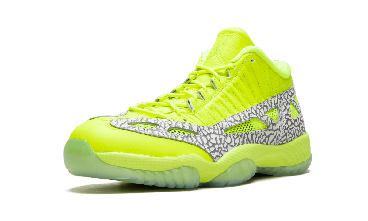 Air Jordan 11 Retro Low IE 919712 700