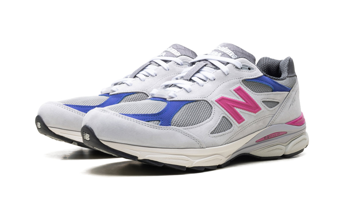 990v3 x Kith "United Arrows & Sons Oyster Mushroom" U990TI3