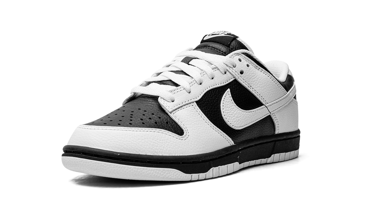 Dunk Low "Reverse Panda" FD9064 011