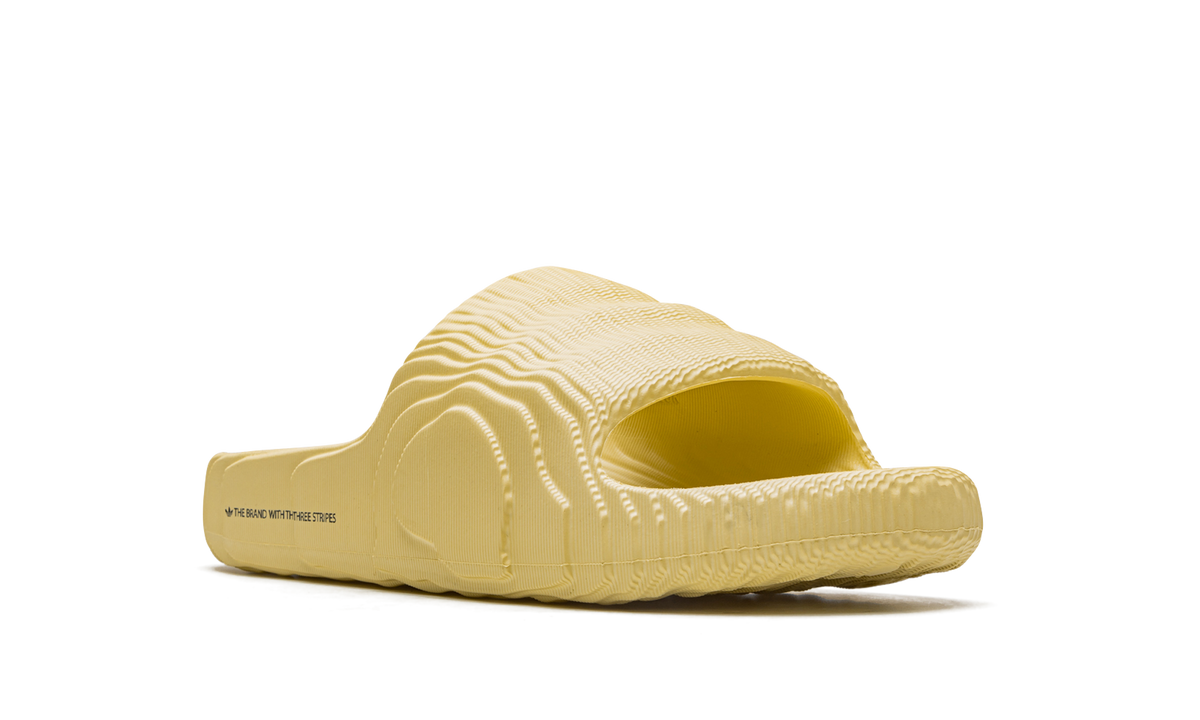 Adilette 22 Slides "St Desert Sand" GX6945