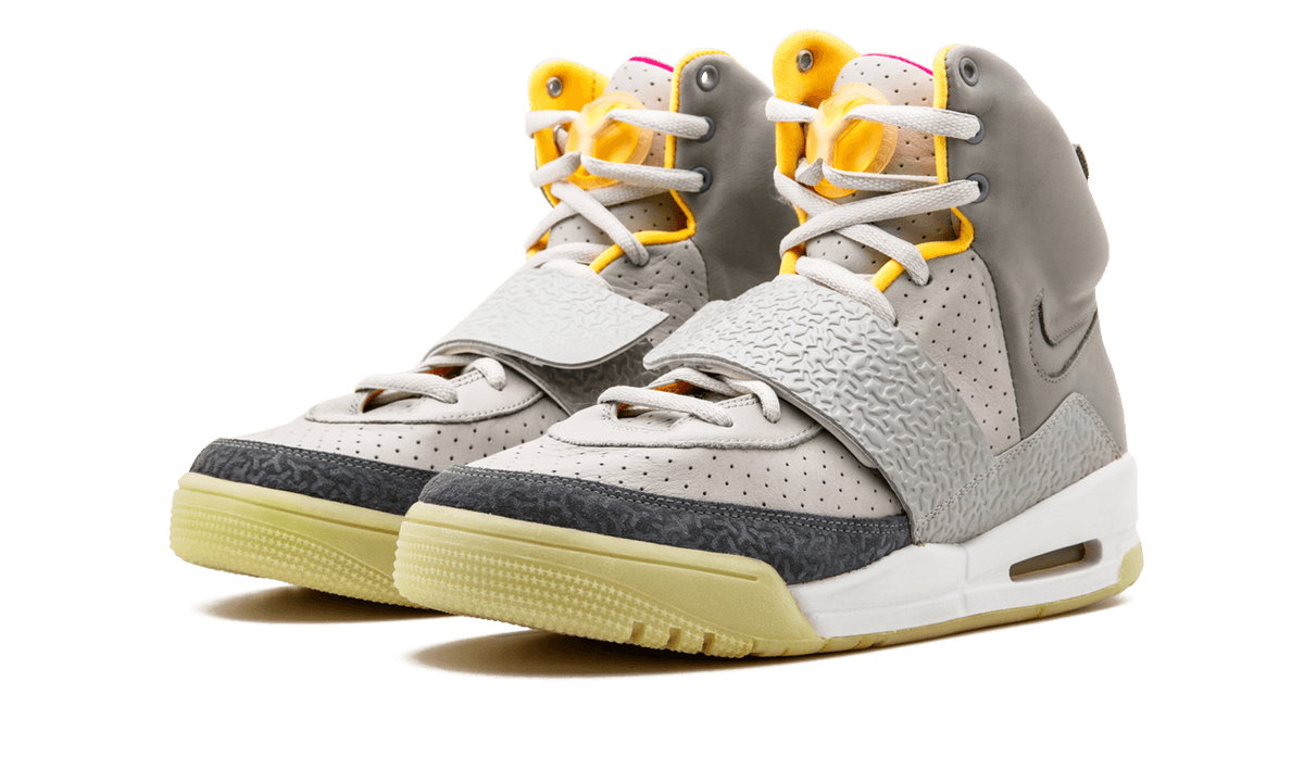 Air Yeezy "Zen Grey" 366164 002