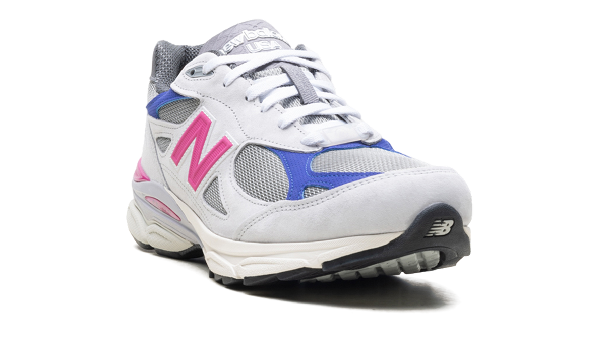 990v3 x Kith "United Arrows & Sons Oyster Mushroom" U990TI3