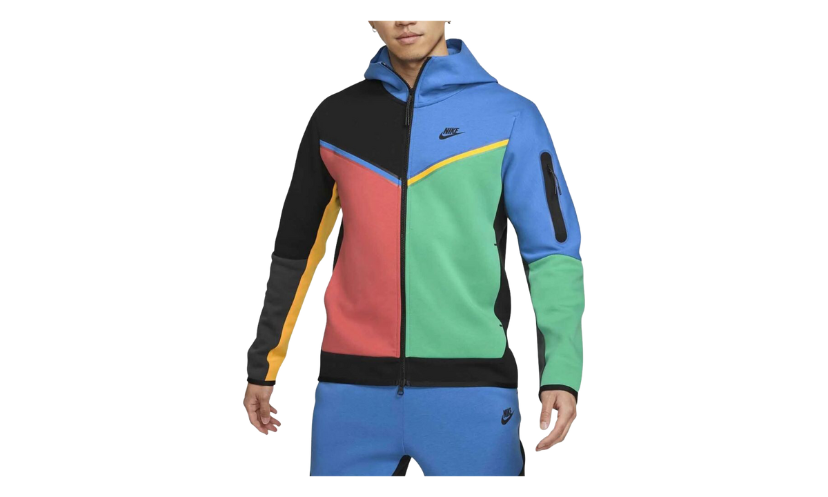 Sportswear Tech Fleece Hoodie "BLACK/SIGNAL BLUE-ROMA GREEN" CU4489 015