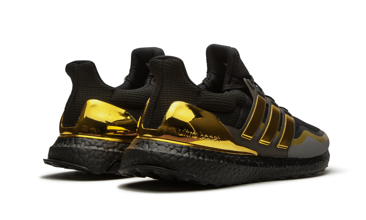 Ultraboost MTL "Metallic Gold" EG8102