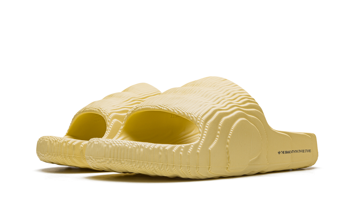 Adilette 22 Slides "St Desert Sand" GX6945