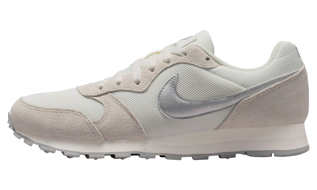 MD Runner 2 WMNS "Sail Phantom Light Smoke Grey Metallic Silver" 749869 108