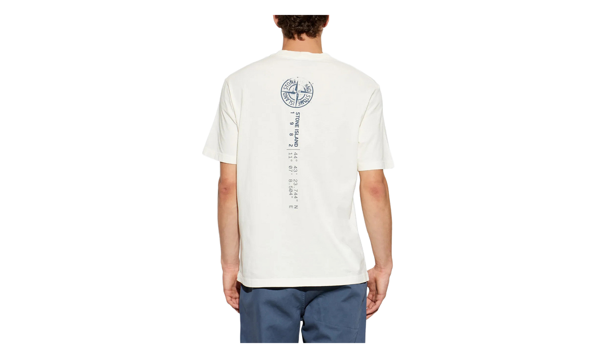 Vertical Placement Print T-Shirt "Ivory" 2100001 S0533 V0093