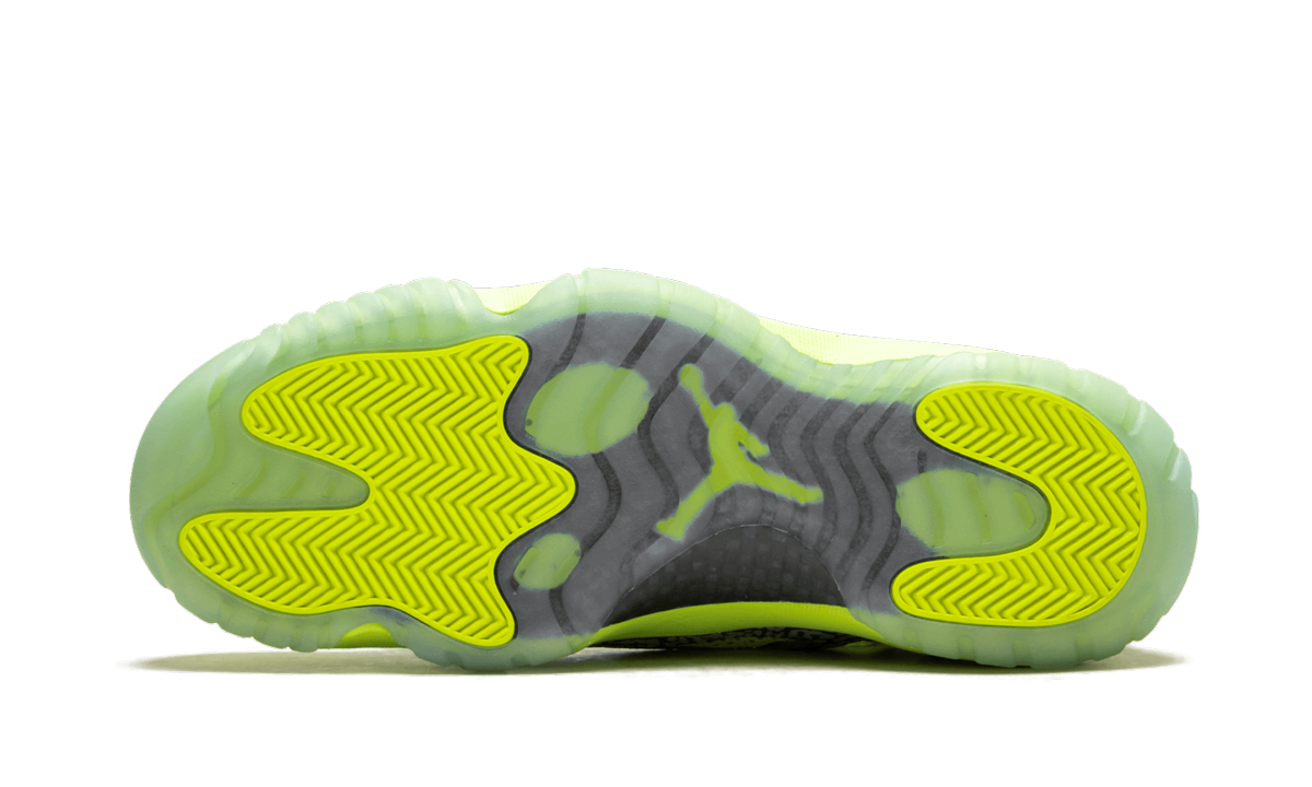 Air Jordan 11 Retro Low IE 919712 700