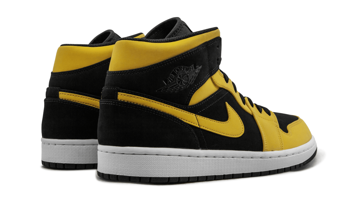 Air Jordan 1 Mid "Reverse New Love" 554724 071