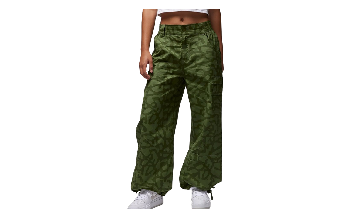 Jordan Chicago Trousers WMNS "Sky J Light Olive" FD7212 340