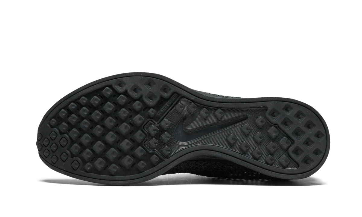 Flyknit Racer 526628 009