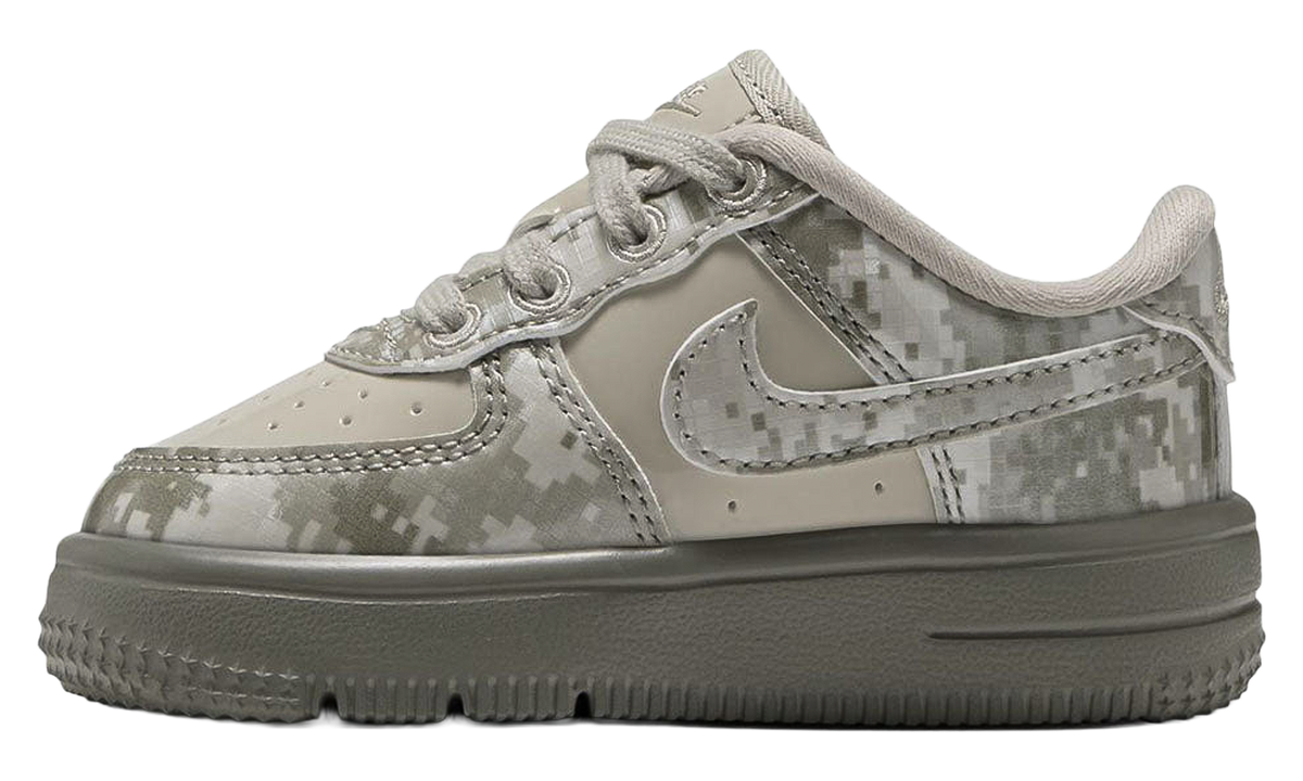 Force 1 Low TD "Camo" IZ1992 900