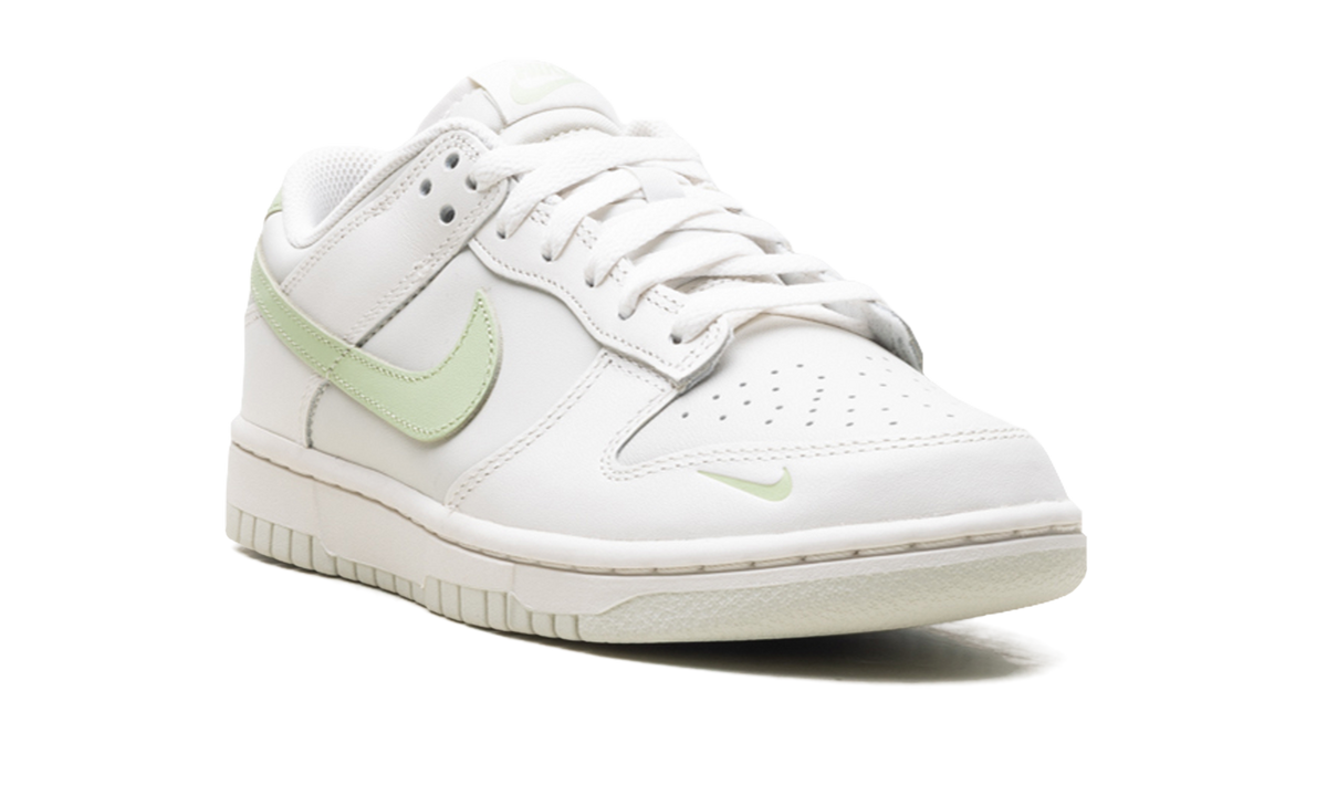 Dunk Low WMNS "Phantom Olive Aura" IB3484 001