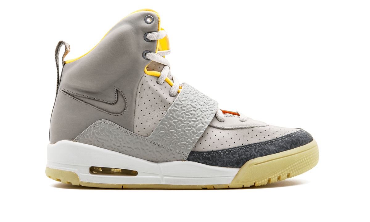 Air Yeezy "Zen Grey" 366164 002