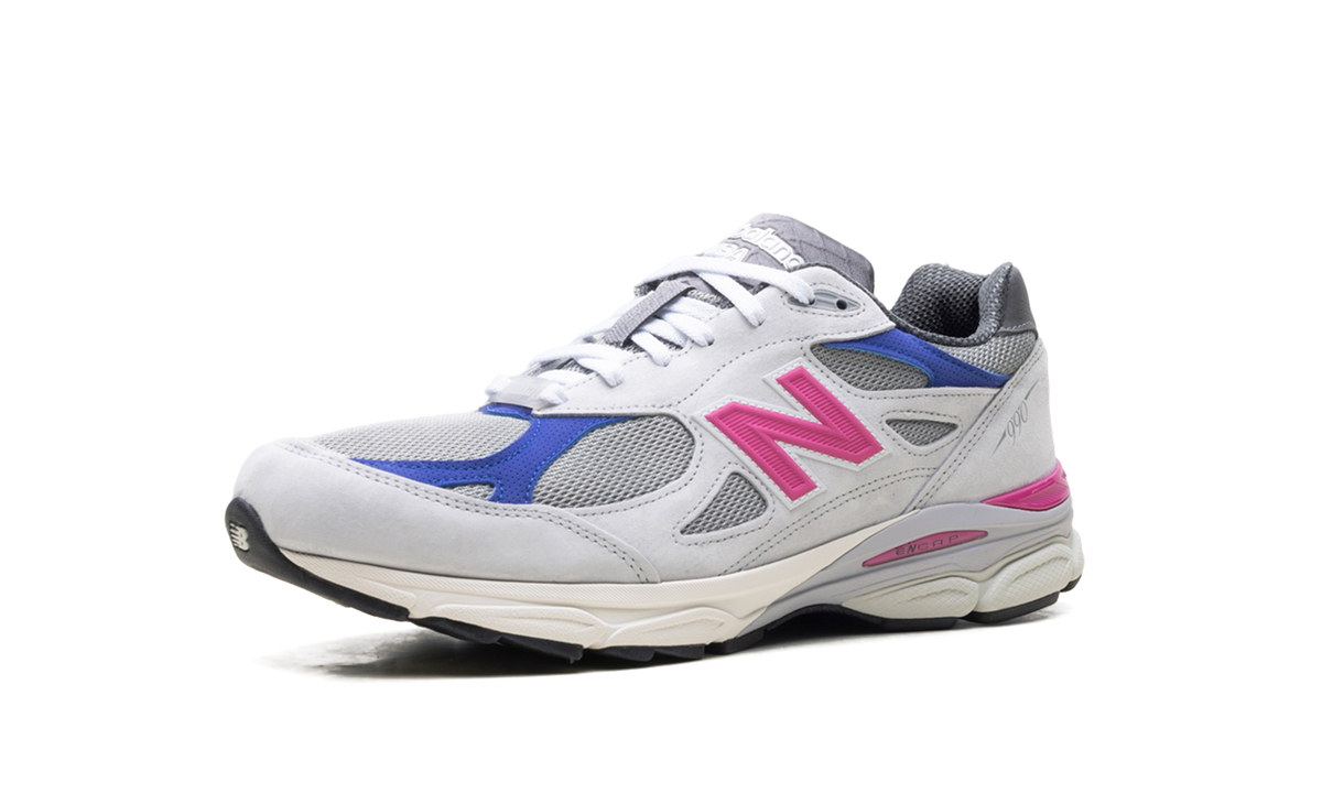 990v3 x Kith "United Arrows & Sons Oyster Mushroom" U990TI3
