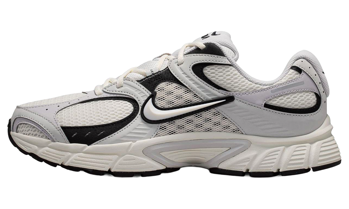 V5 RNR "Sail / Black / Vast Grey / Sail" IO7835 100