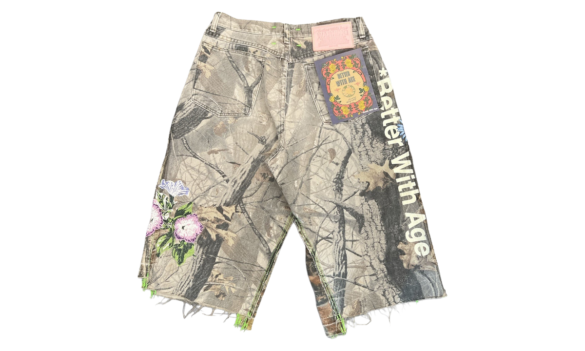 AMALIA TRIPLE-WIDE LONG CAMO SHORT "Camo" BWA305