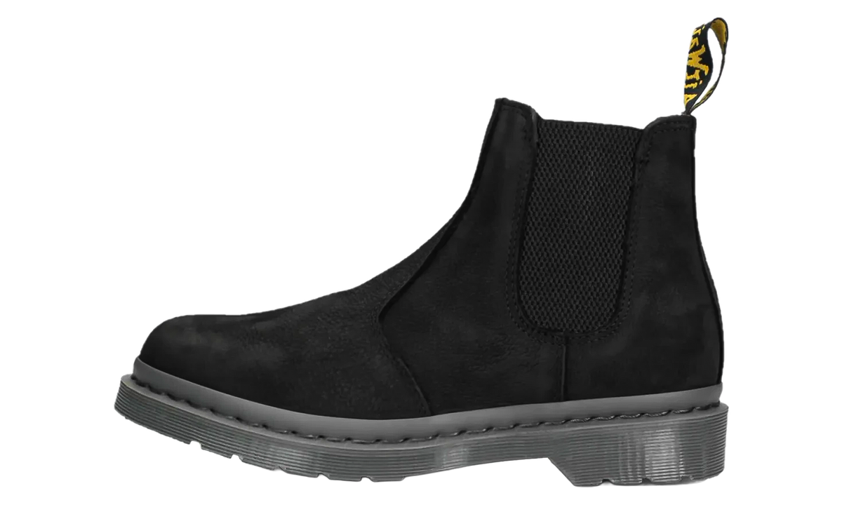 2976 Mono Milled Nubuck Chelsea Boot "Black" 27674001