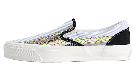 Premium Classic Slip-On "Sunday's Best Black" VN000D9PBML